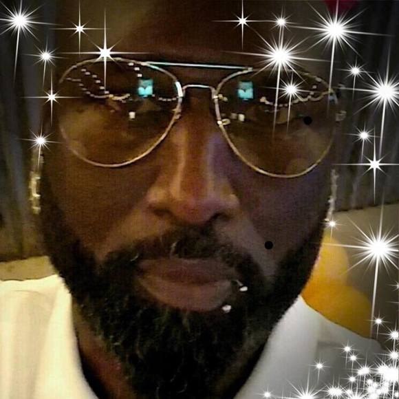 Meet your Posher, Mark - Picture 1 of 1